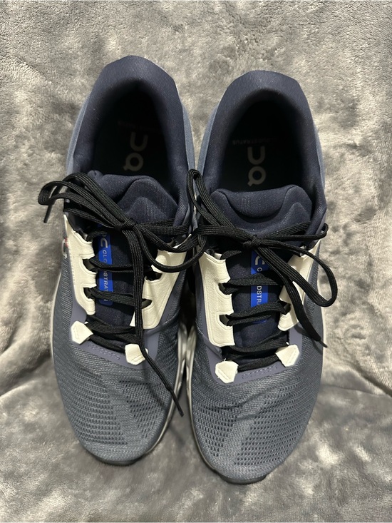 New Mens on clouds size 10.5 main image 4
